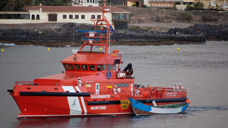 Spain Rescues 319 Migrants at Sea, 18 More Feared Drowned