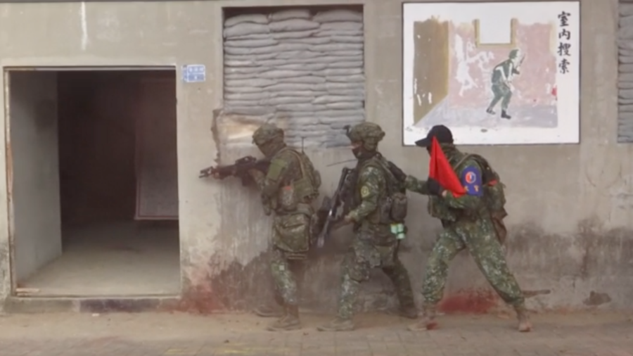 Taiwan's Army Simulates Urban Warfare Confrontation