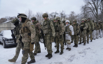 Ukrainian Soldiers Hope for Breakthrough