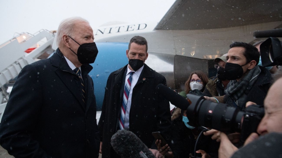 Biden Says He Will Send Troops to Eastern Europe and NATO Countries