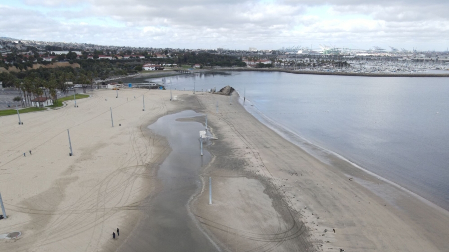 More Than 8 Million Gallons of Sewage Shuts Beaches in California’s Long Beach