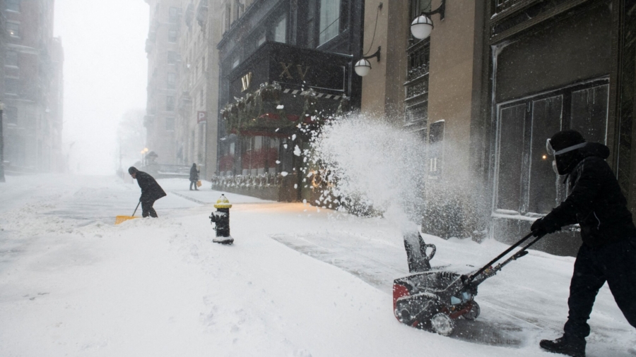 After the Blizzard, the Big Chill as East Coast Digs Out
