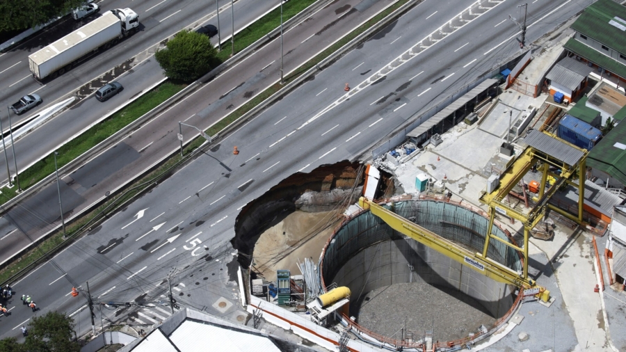 Brazilian Expressway Collapses Over Metro Tunnel Built by Acciona