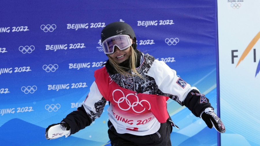 US Snowboarder Chloe Kim Injured Ahead of 2026 Winter Olympics