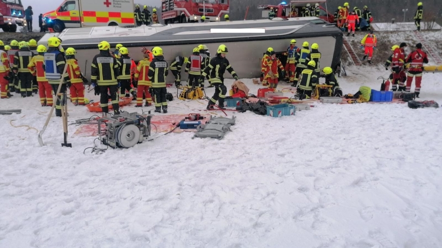43 Injured as Tourist Bus Veers Off Road in Bavaria