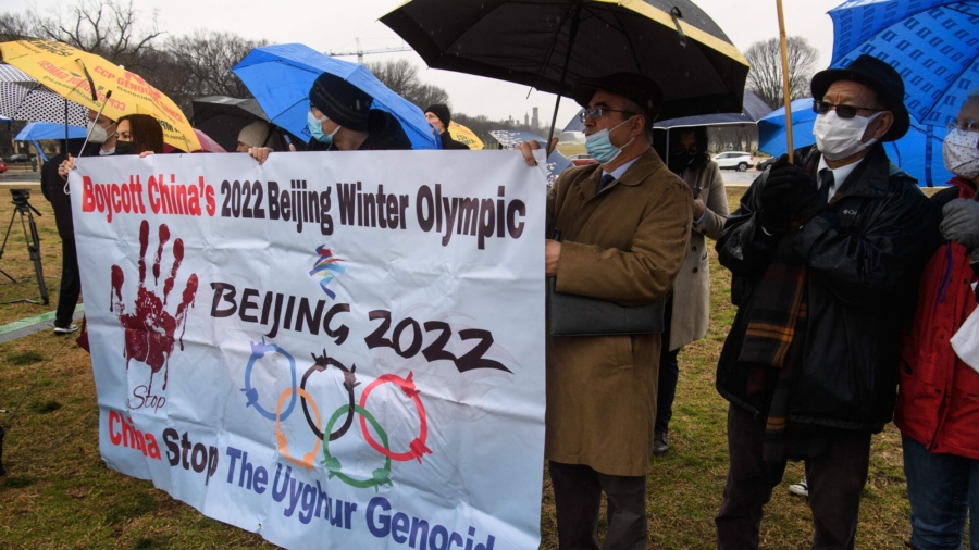Communism Victims Protest Beijing Games