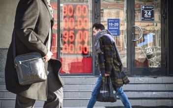Russia Braces for Economic Hardship
