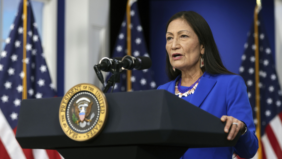 US Plans to Rename Hundreds of Locations
