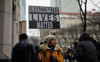 Judge Strikes Down NYC Vaccine Mandate for All City Workers