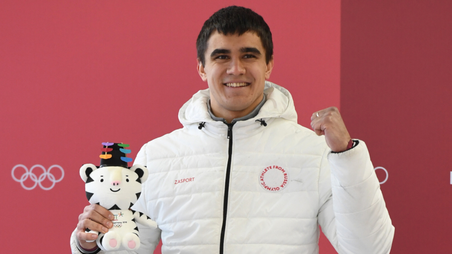Skeleton Medalist Out of Beijing Olympics With Virus