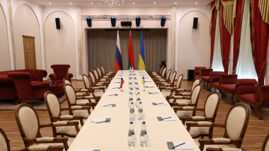 Ukraine Foreign Minister: Kyiv Ready For More Talks