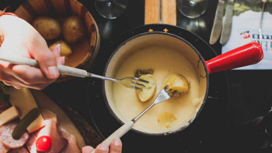 Swiss Company Invents Fondue-Making Robot