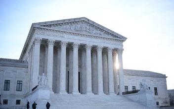 Man Who Set Himself on Fire in Front of Supreme Court Dies