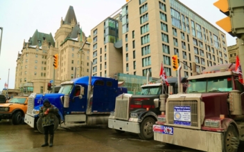 Canadian Truckers Ordered to Stop Honking