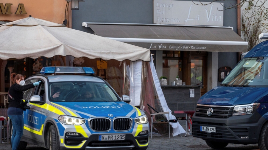 1 Dead, 8 in Hospital After Spiked Champagne in Bavarian Bar