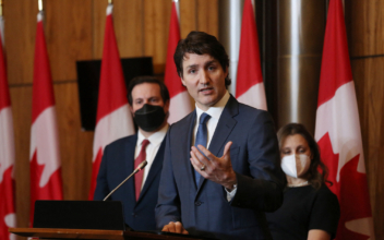Canada’s Trudeau Announces Bill to Ban New Handguns