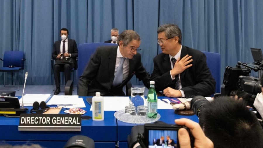 IAEA Holds Emergency Meeting on Ukraine