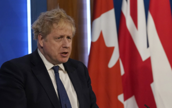 Boris Johnson Pledges Further $230 Million Aid for Ukraine