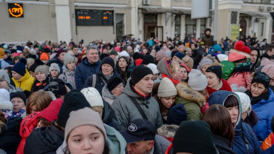 2nd Day of Humanitarian Corridors in Ukraine