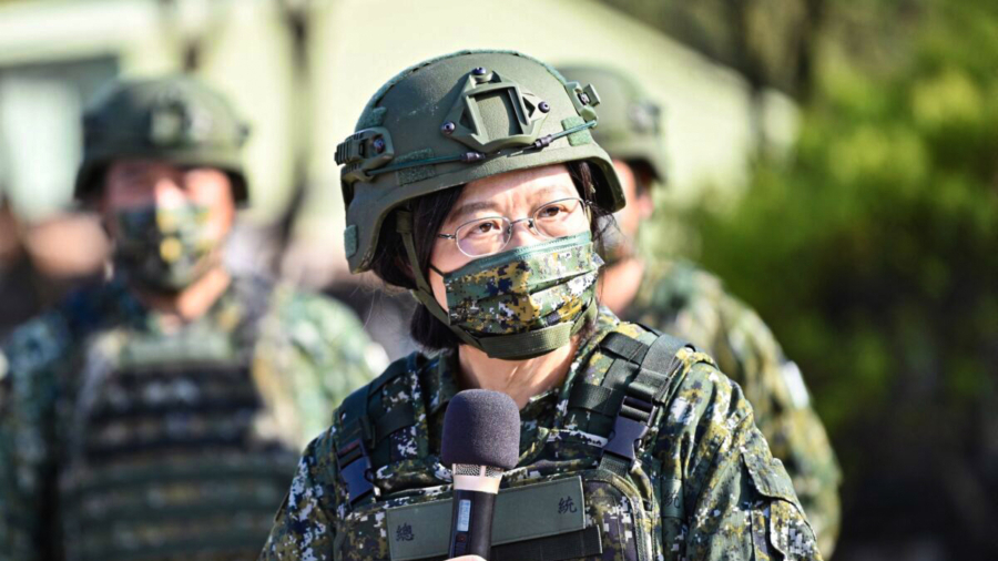 Taiwanese Willing to Fight to Protect Home: Poll