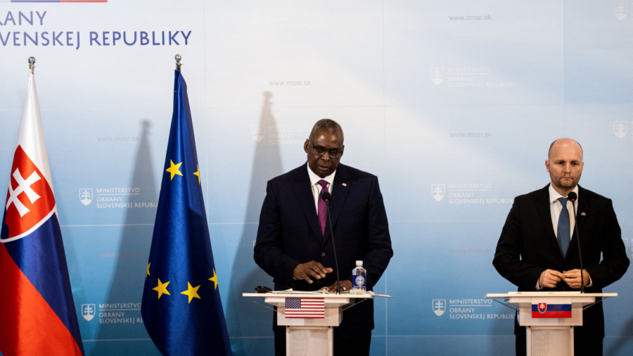 First Meeting With Slovakia Defense Minster in 20 Years