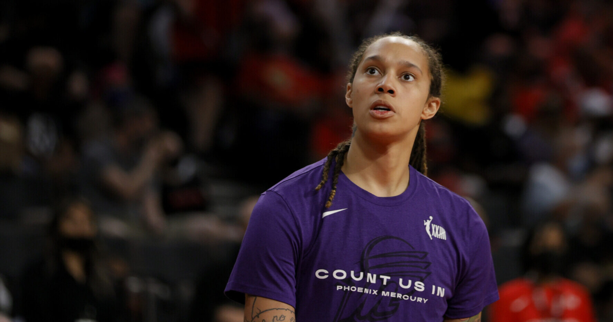 Brittney Griner to Receive Full WNBA Salary | NTD