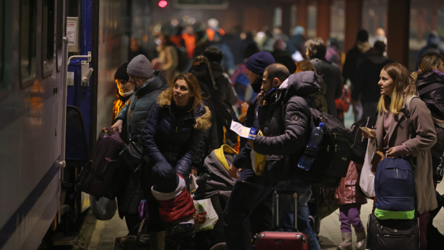 10 Million Ukrainians, Nearly a Quarter of Country's Population, Displaced