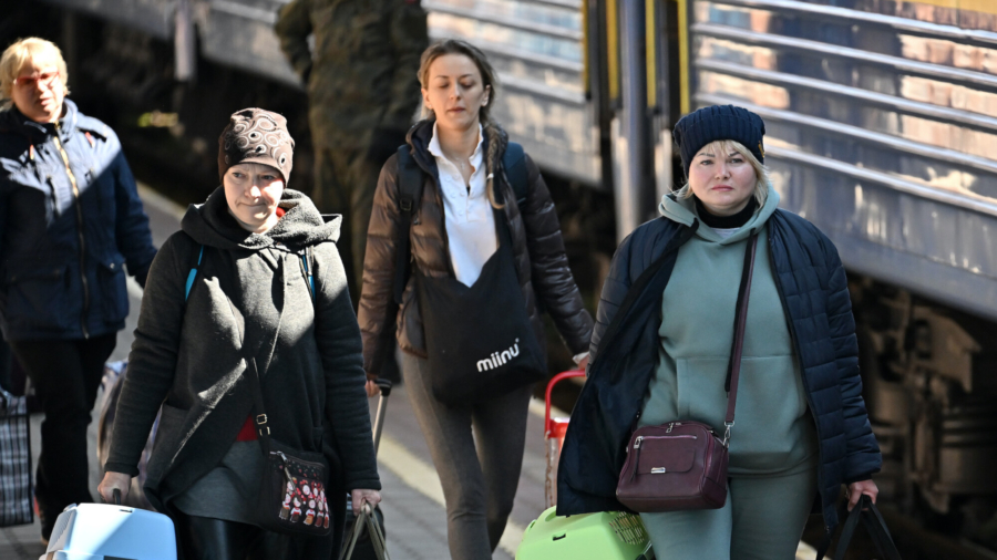 Ukrainian Women Support Frontlines And Those Fleeing Through Compassion: Author
