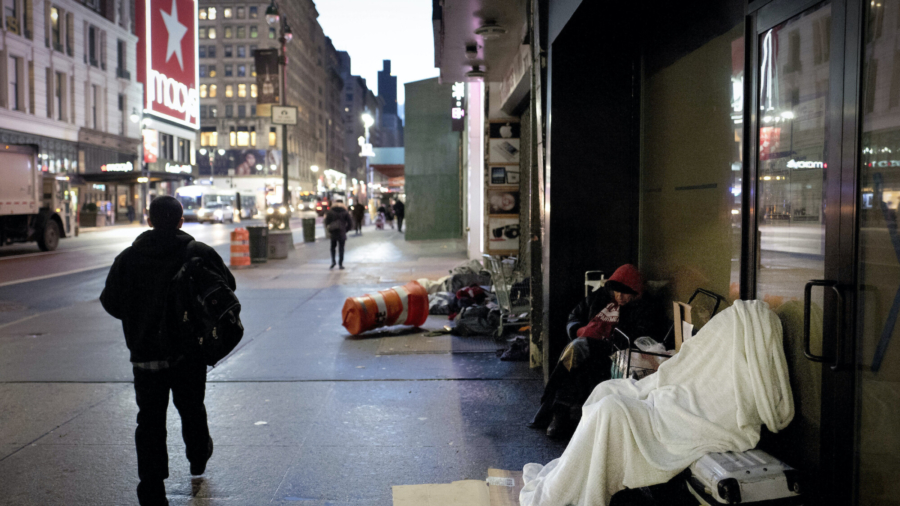 New York City Planning to Remove Homeless Encampments From Streets