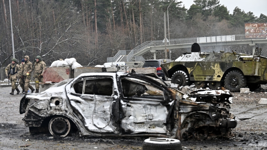 Kyiv Hit With Missile Strike After Russia Warns Residents to Evacuate; Baby Formula Recall Expands | NTD News Today