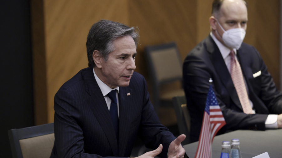 Blinken Presses China on Ukraine War