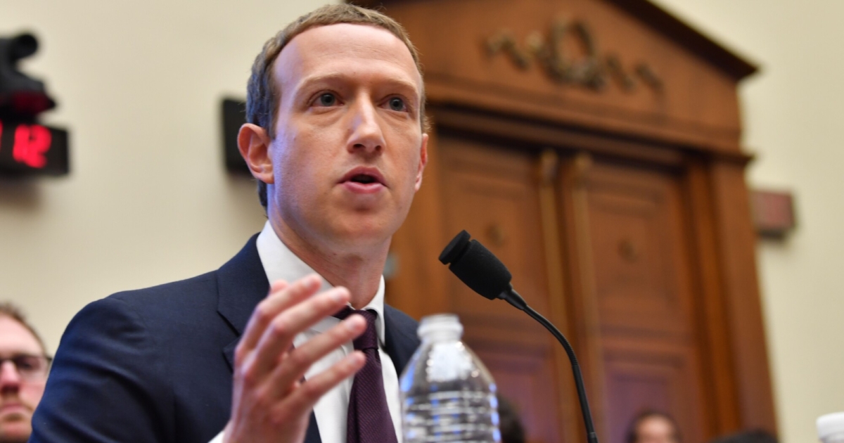 Warner, Rubio Question Facebook's Zuckerberg Over China's Access to User Data | NTD