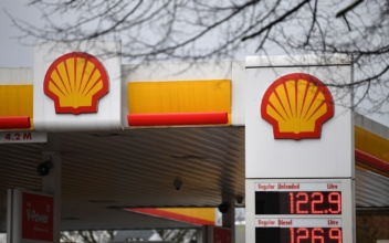 Shell to Put Profits From Russian Oil Trade Into Ukraine Aid Fund