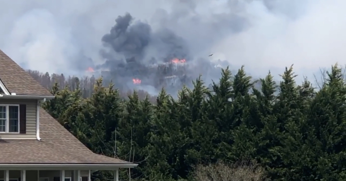 Tennessee Wildfire Near Gatlinburg Area Prompts Evacuations and School