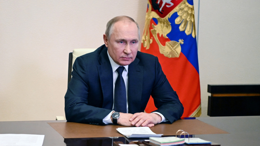 Putin Says Fight in Ukraine Going ‘According to Plan’