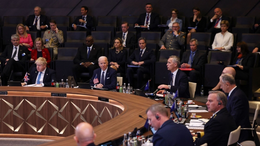 NATO Summit Kicks Off Amid Ukraine Crisis