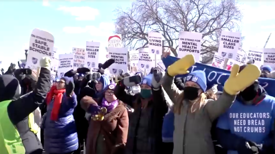 Minneapolis Teachers Strike for Second Day