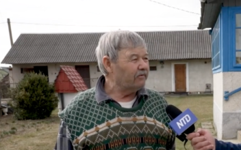 Ukrainian Villagers Feel the Effects of War