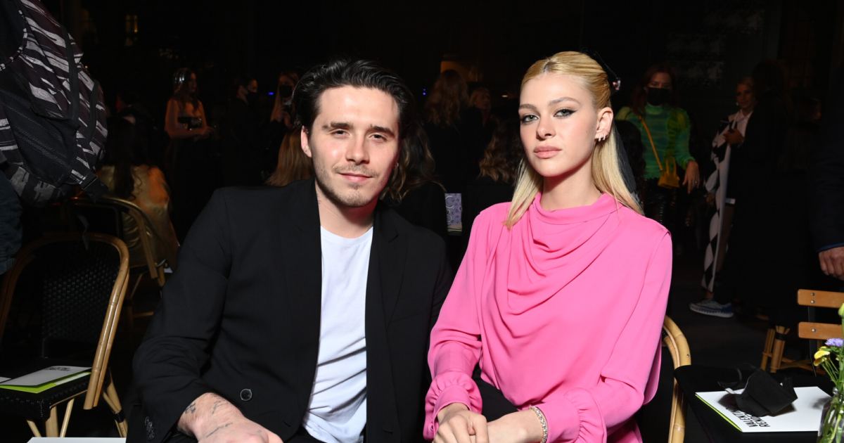 Nicola Peltz Marries Brooklyn Beckham In A Decadent Valentino Gown Ntd 