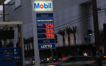 Lawmakers Propose 1 Year Gas Tax Suspension