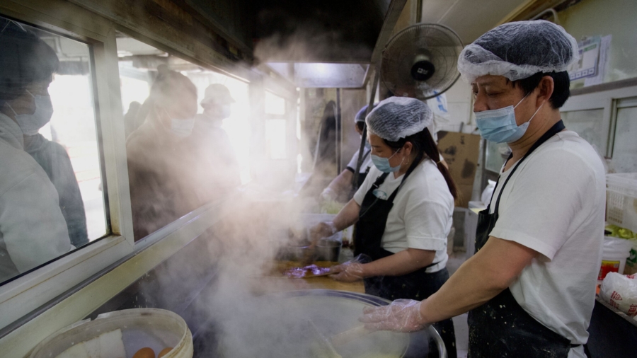 Inflation Bites Food Stalls Across Asia