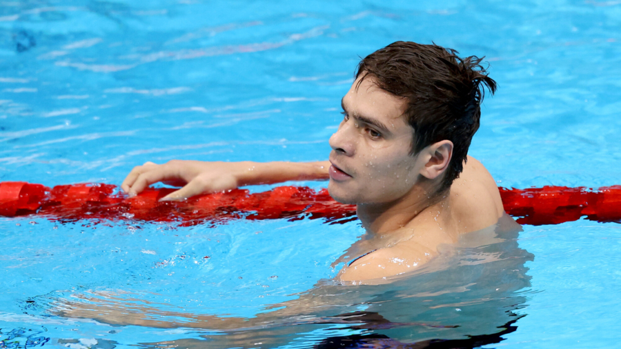 Russian Swimmer Competes Despite Ban