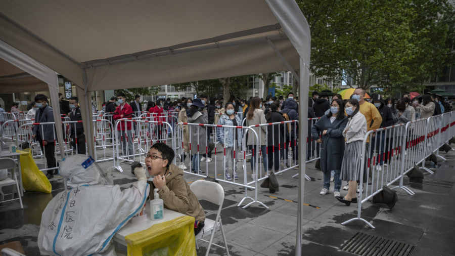 Beijing Steps Up COVID-19 Curbs to Stem Virus Spread