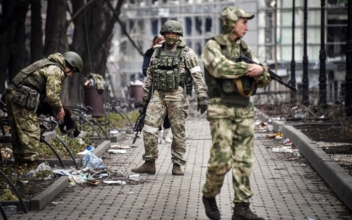 Russia Could Win the Ukraine War: Expert