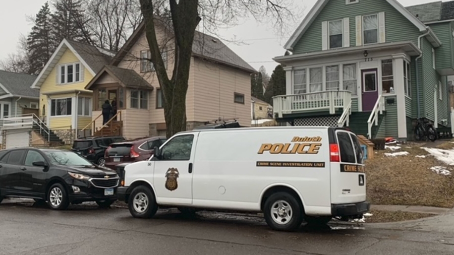 Police in Minnesota Say Man Killed 4 Relatives, Self