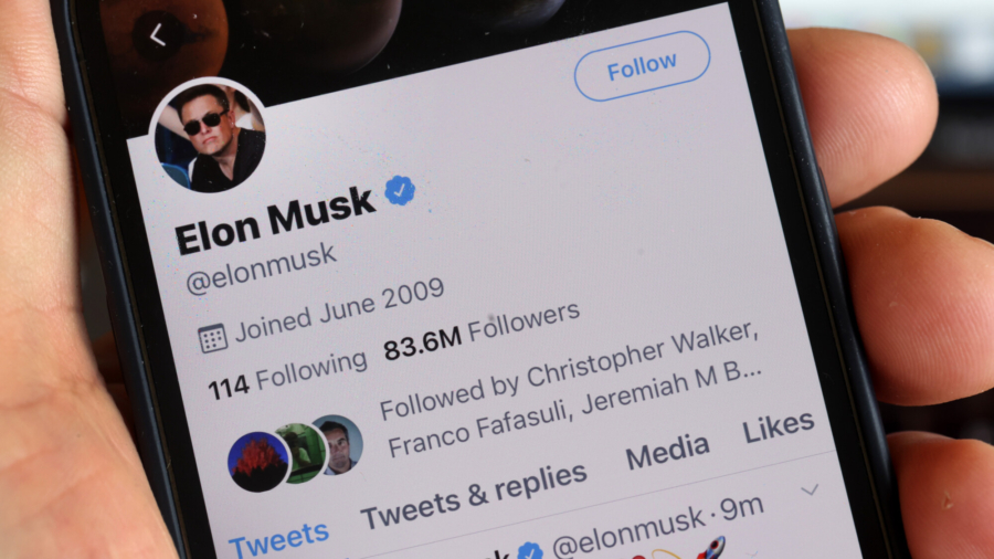 Musk Sends Twitter Shares on Rollercoaster After Saying Deal Is ‘On Hold,’ Then Saying ‘Still Committed’