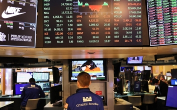 Wall Street: Stocks Sell Off Sharply