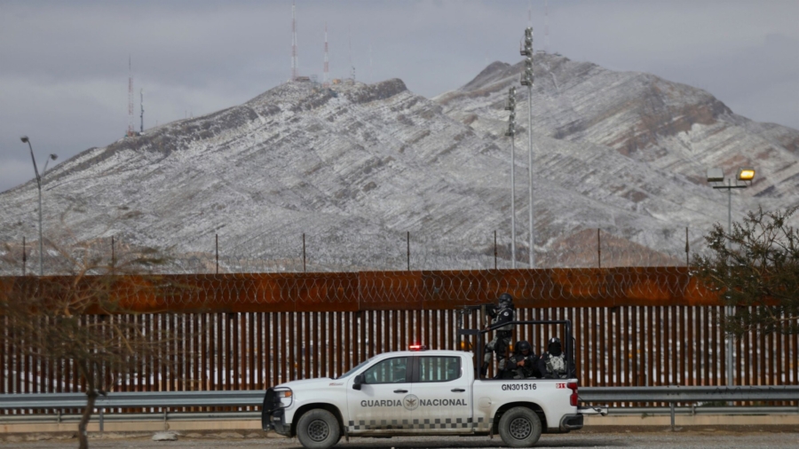 Heat-Related Deaths, Drownings at US Border