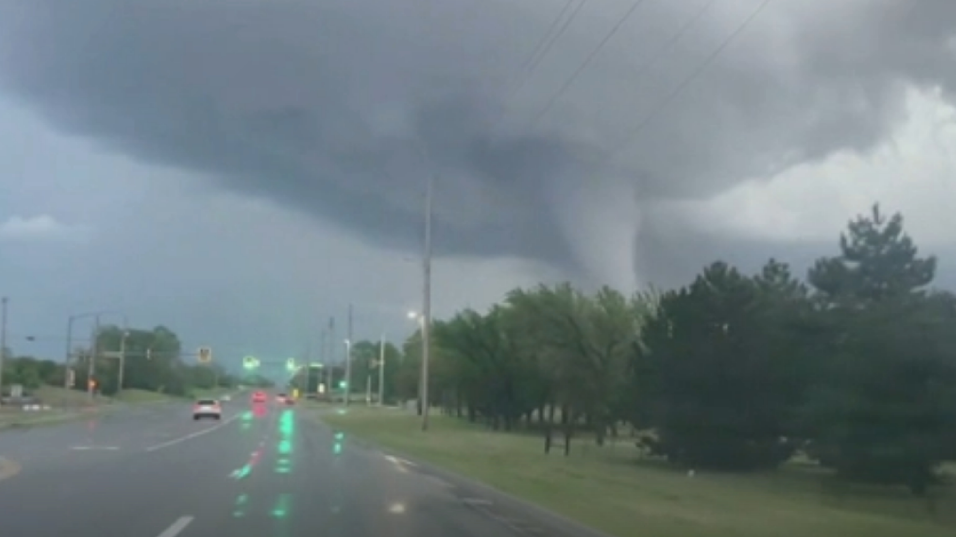 Tornado Rips Through Kansas; 3 Students Killed in Crash