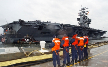 US Navy Allows Sailors to Move Off USS George Washington After Suicides